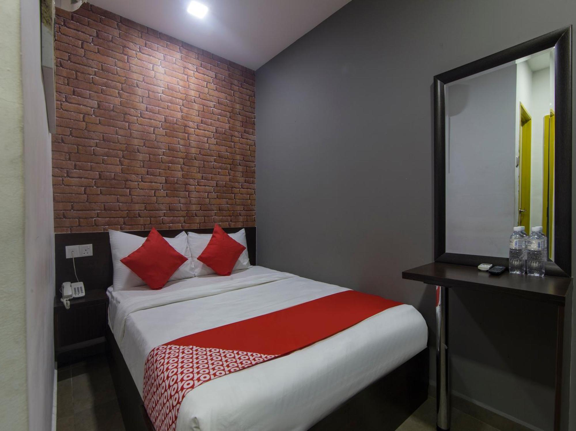Oyo 876 Hotel Sanctuary Petaling Jaya Exteriör bild