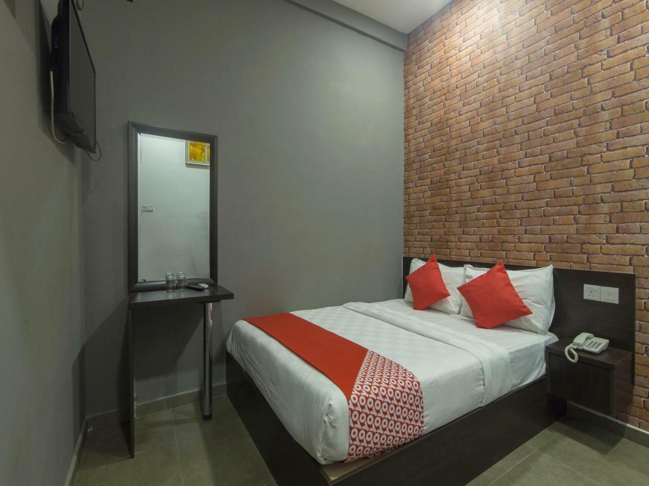 Oyo 876 Hotel Sanctuary Petaling Jaya Exteriör bild